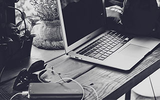 冬季重赛决定争冠球队与降级球队未来走势，冬季赛事项目